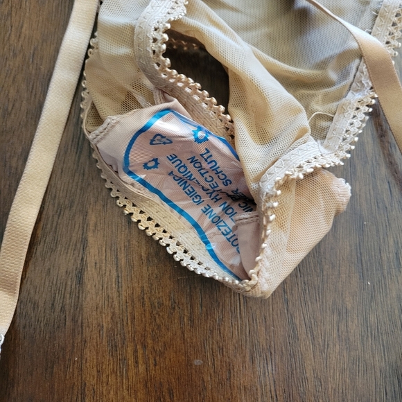 Frederick’s of Hollywood Lola Lee Nude Sheer Bodysuit Medium NWT Women’s - Picture 7 of 7